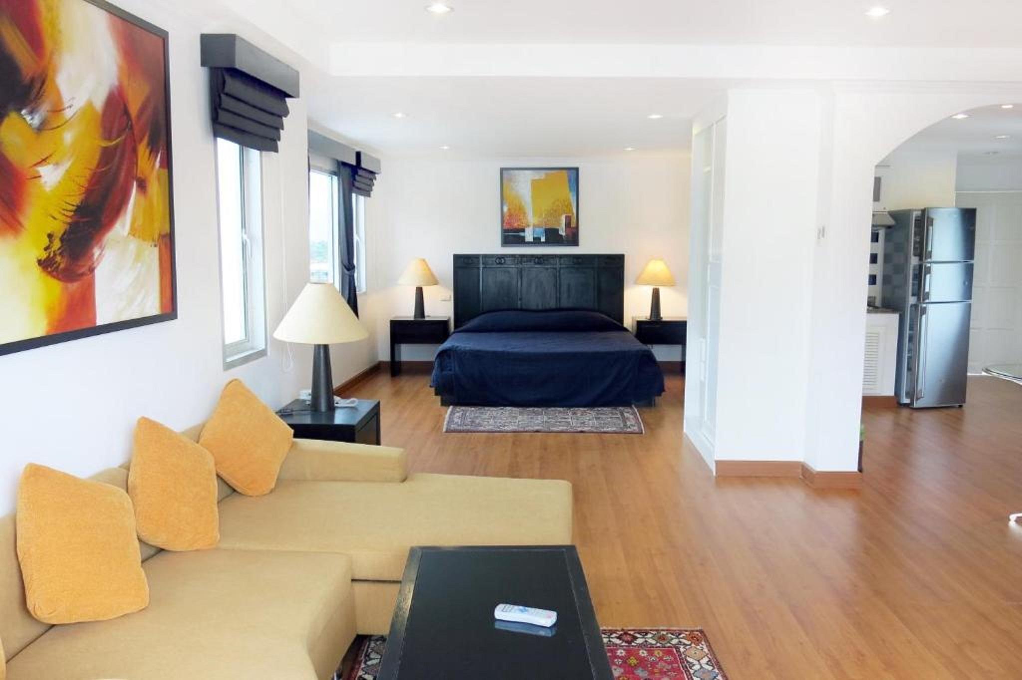 Orchid Kathu Heights Service Apartments Екстериор снимка