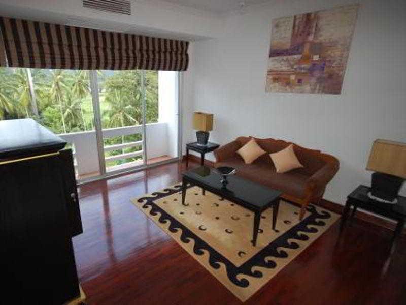 Orchid Kathu Heights Service Apartments Екстериор снимка